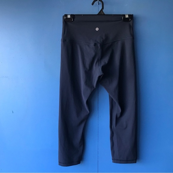 Lululemon Align Crop *21 - Picture 4 of 6